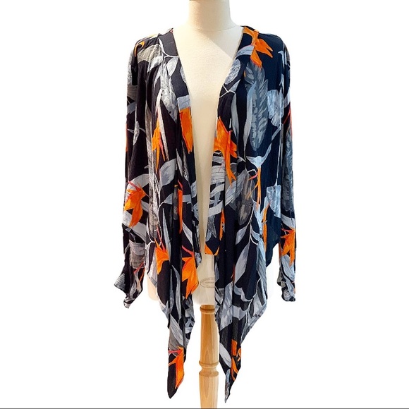 PATRONS of PEACE | Floral Kimono Cardigan - Picture 2 of 8